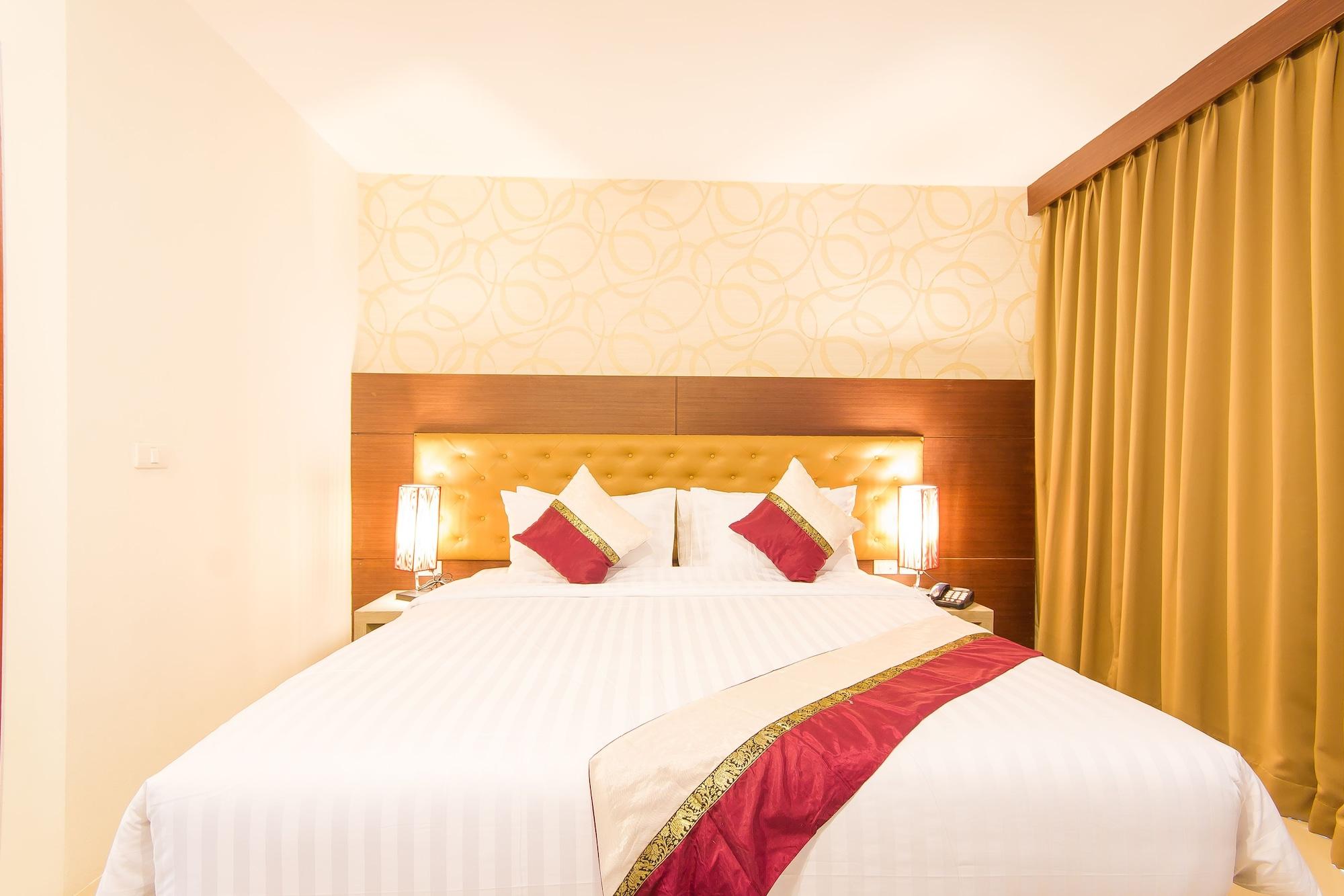 Hemingways Silk Hotel Patong Luaran gambar