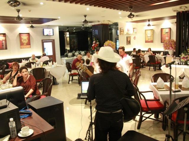 Hemingways Silk Hotel Patong Luaran gambar